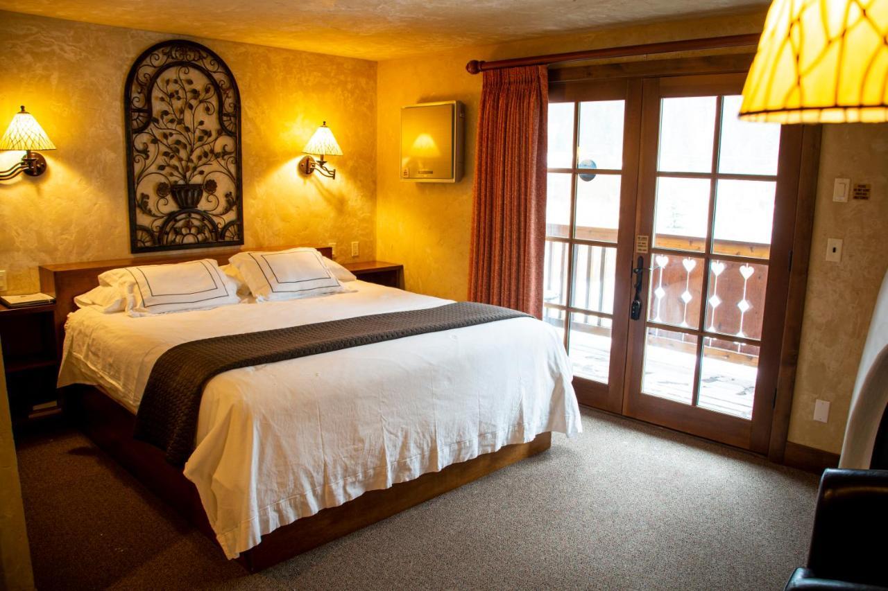 Hotel Chateau Chamonix Georgetown Exterior foto