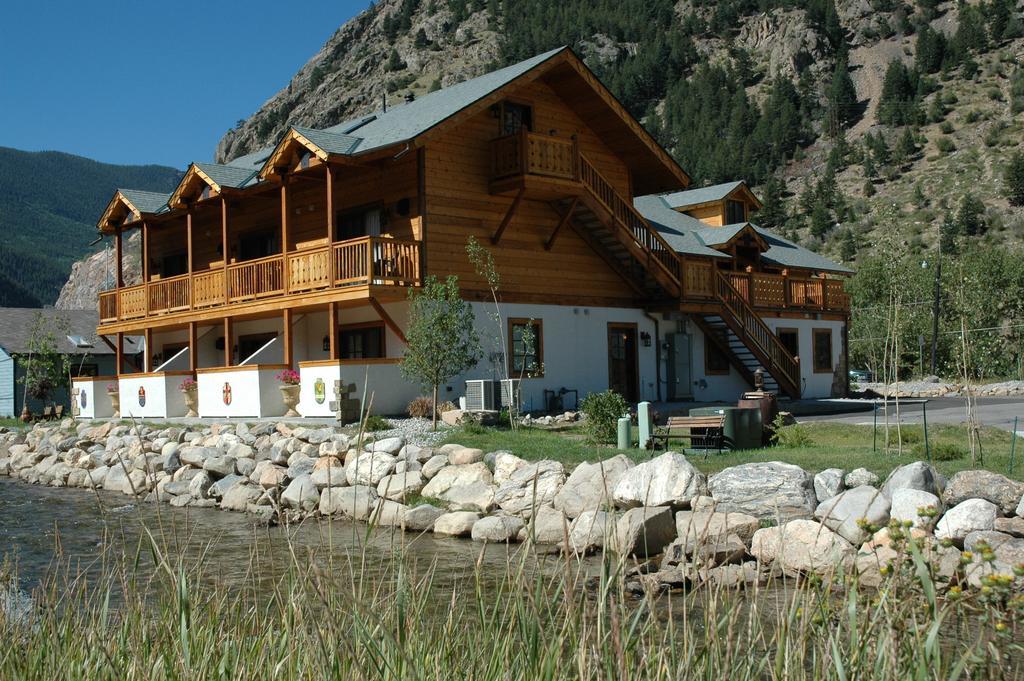 Hotel Chateau Chamonix Georgetown Exterior foto