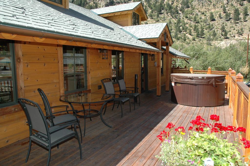 Hotel Chateau Chamonix Georgetown Exterior foto